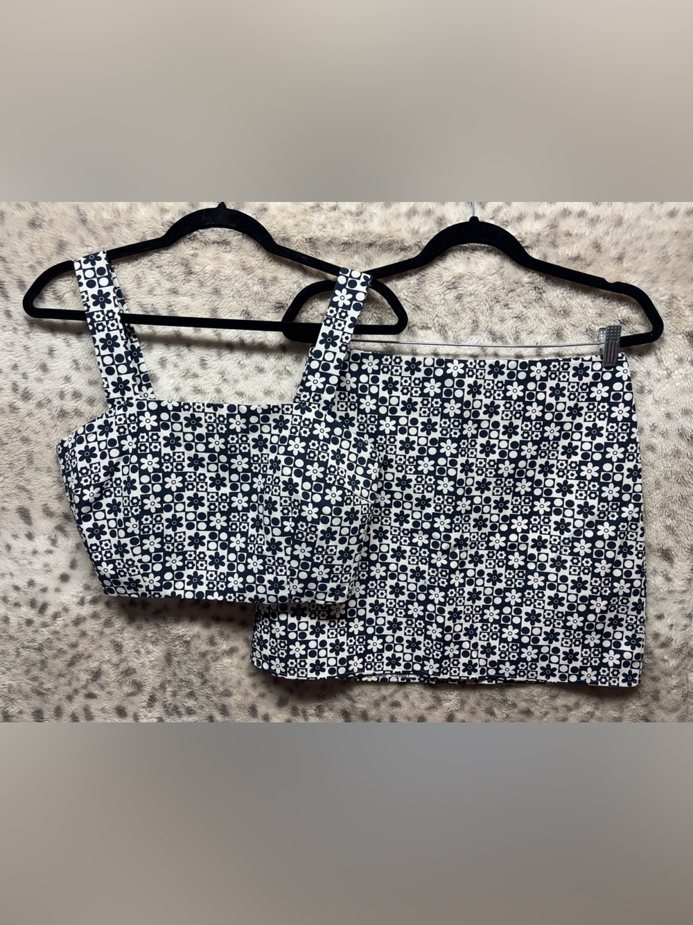 ELODIE 2-PIECE NAVY AND WHITE FLORAL SET